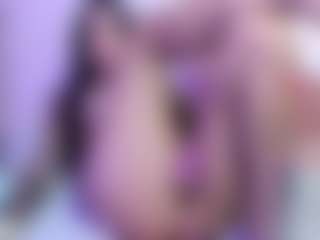 Carlacutee's Live Sex Cam Show