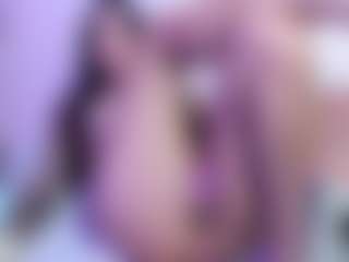 Carlacutee's Live Sex Cam Show