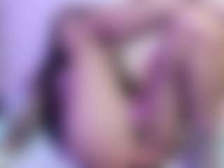 Carlacutee's Live Sex Cam Show