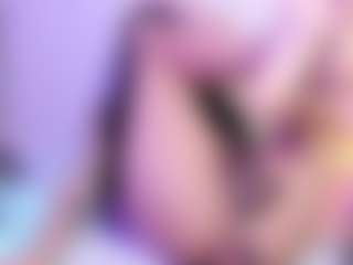 Carlacutee's Live Sex Cam Show