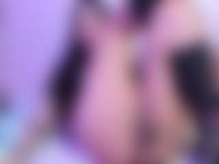 Carlacutee's Live Sex Cam Show