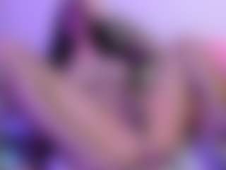 Carlacutee's Live Sex Cam Show
