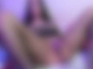 Carlacutee's Live Sex Cam Show