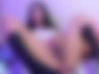 Carlacutee's Live Sex Cam Show
