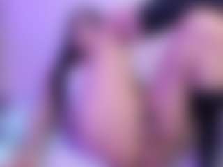 Carlacutee's Live Sex Cam Show