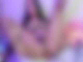 Live cam show with Carlacutee - Cumshot on TeamSkeetLive