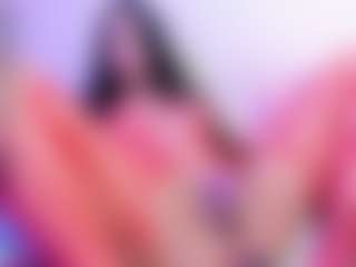 Carlacutee's Live Sex Cam Show