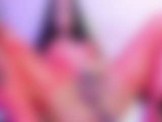 Carlacutee's Live Sex Cam Show