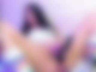 Carlacutee's Live Sex Cam Show