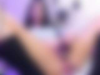 Carlacutee's Live Sex Cam Show