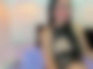 Sammy MILF webcam performer live streaming