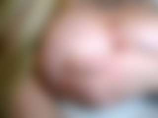 Live cam show with Mandy Belcher - Facial on Streamer API