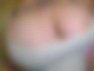 Live cam show with Mandy Belcher - Facial on xfollow cams