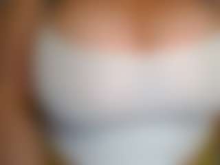 Live cam show with Mandy Belcher - Spank on crypto-cams