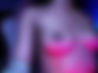 Live cam show with lilithsavett - Nipple Piercings on Dare Cams