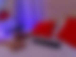 Live cam show with Lindarey - Toys on SpunkLive