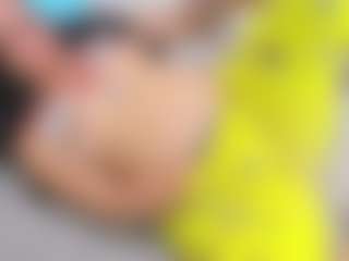 Live cam show with Mia Seleste - Gagging on CamwithHer