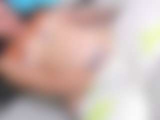 Live cam show with Mia Seleste - Smoking on Livezox