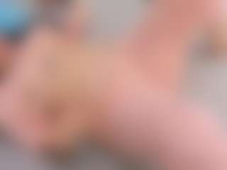 Live cam show with Mia Seleste - Solo on Milfs Live