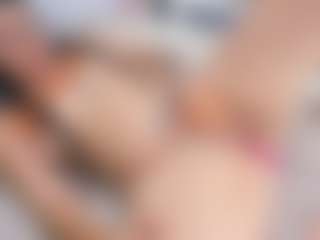 Live cam show with Mia Seleste - BBW Teen (18+) on Gym Cam Girls