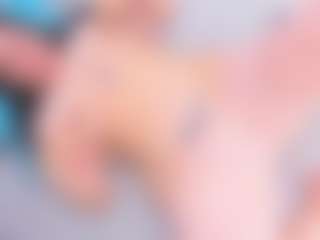 Live cam show with Mia Seleste - Smoking on madthumbs