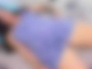 Mia Seleste's Live Sex Cam Show