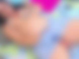 Live cam show with Mia Seleste - Smoking on slutload