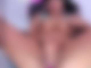 Wandaxs69's Live Sex Cam Show