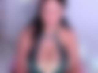 Live cam show with Wandaxs69 - Shaved Pussy on Milf Play