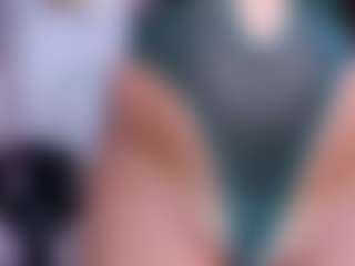 Live cam show with Wandaxs69 - Spank on Stripli.com
