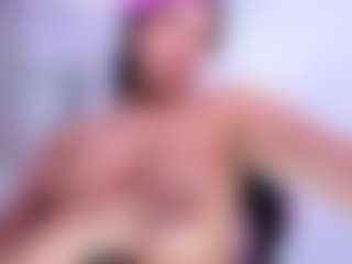 Live cam show with Wandaxs69 - MILF on TastyBlacksLive