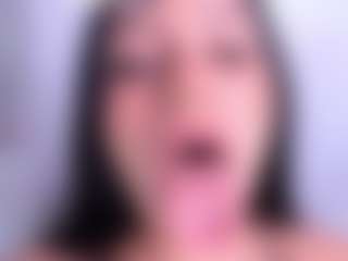 Wandaxs69's Live Sex Cam Show