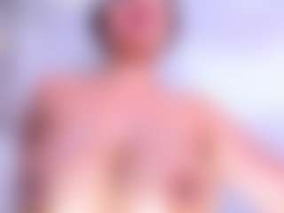 Wandaxs69 MILF webcam performer live streaming