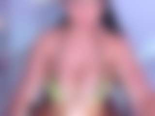 Live cam show with Wandaxs69 - White MILF on Big Tits | colombia