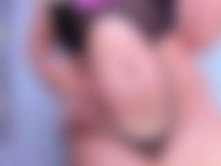 Wandaxs69's Live Sex Cam Show