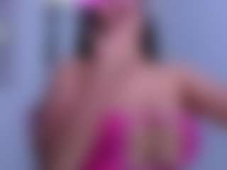 Live cam show with Wandaxs69 - Squirt on Fit Hotties
