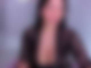 Live cam show with Wandaxs69 - Brown Eyes MILF on Milfs Live