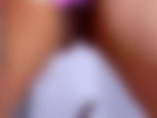 Wandaxs69's Live Sex Cam Show