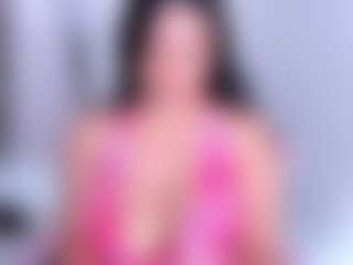 Wandaxs69 MILF webcam performer live streaming
