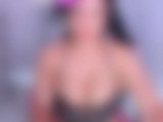 Wandaxs69's Live Sex Cam Show