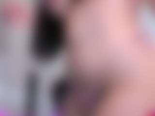 Live cam show with Wandaxs69 - Brown Eyes on Camsoda