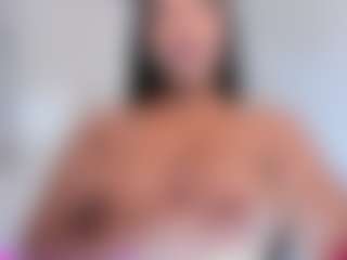 Live cam show with Wandaxs69 - Cono Afeitado on https://playwithruby.com