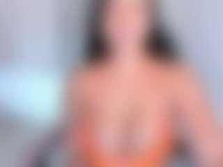 Wandaxs69 MILF webcam performer live streaming