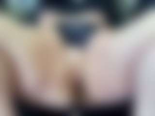 Live cam show with Doomed Nympho - Shaved on mypornchat.com