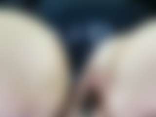 Live cam show with Doomed Nympho - Cum on Free Soda