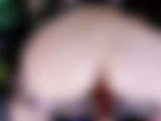 Live cam show with Doomed Nympho - Cougar on camtv