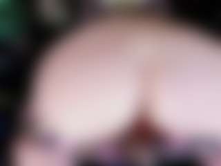 Doomed Nympho's Live Sex Cam Show
