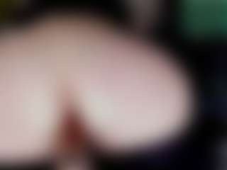Live cam show with Doomed Nympho - Fuck on Big Tits