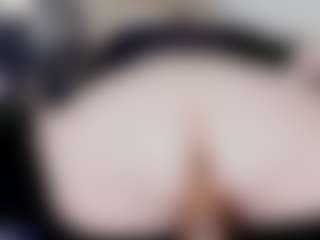 Live cam show with Doomed Nympho - Fuck Machine on Mixed Magazine Live