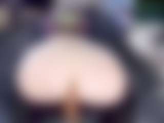 Live cam show with Doomed Nympho - BBW Shaved Pussy on Camsoda